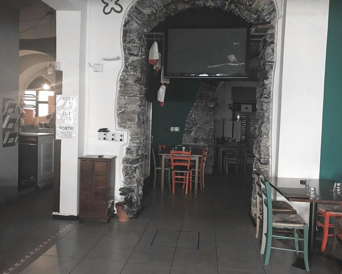 Bella Napoli Guesthouse Trattoria Pizzeria La Spezia Eksteriør billede