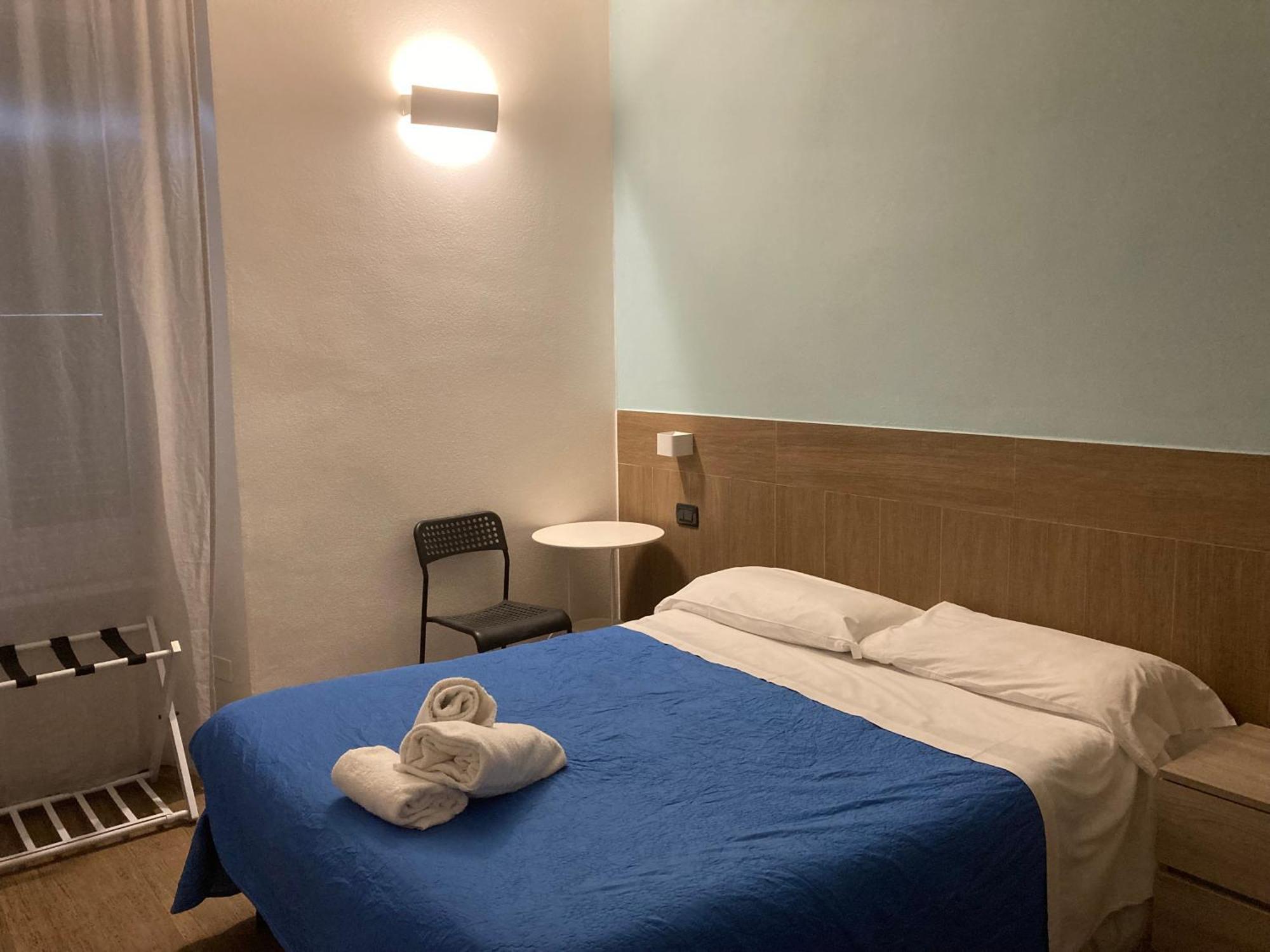 Bella Napoli Guesthouse Trattoria Pizzeria La Spezia Eksteriør billede